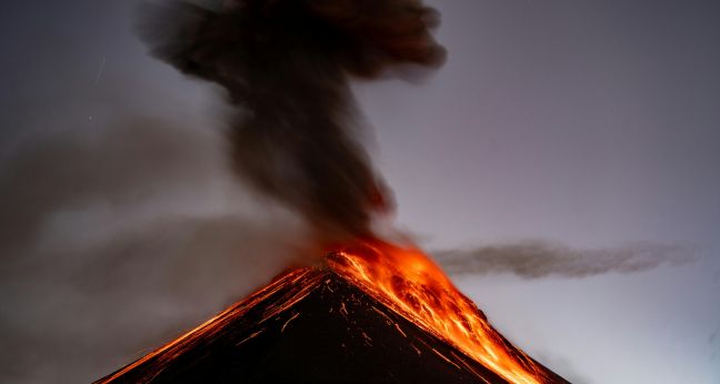 Wilayah Banten Hujan Abu Erupsi Anak Krakatau, Ini Peringatan Pemprov!